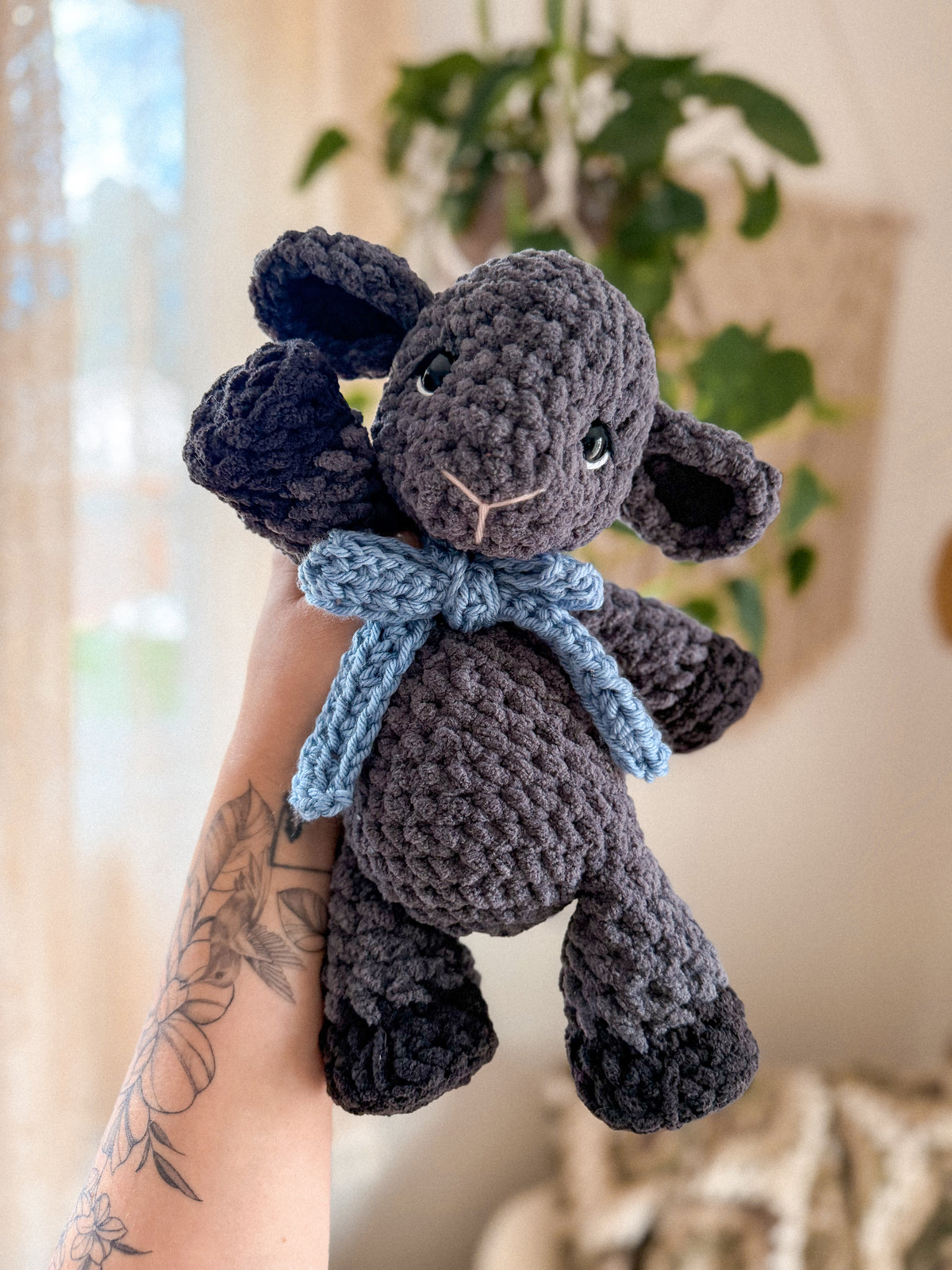 Lucy the Lamb Plushie crochet pattern | NO SEW crochet pattern |