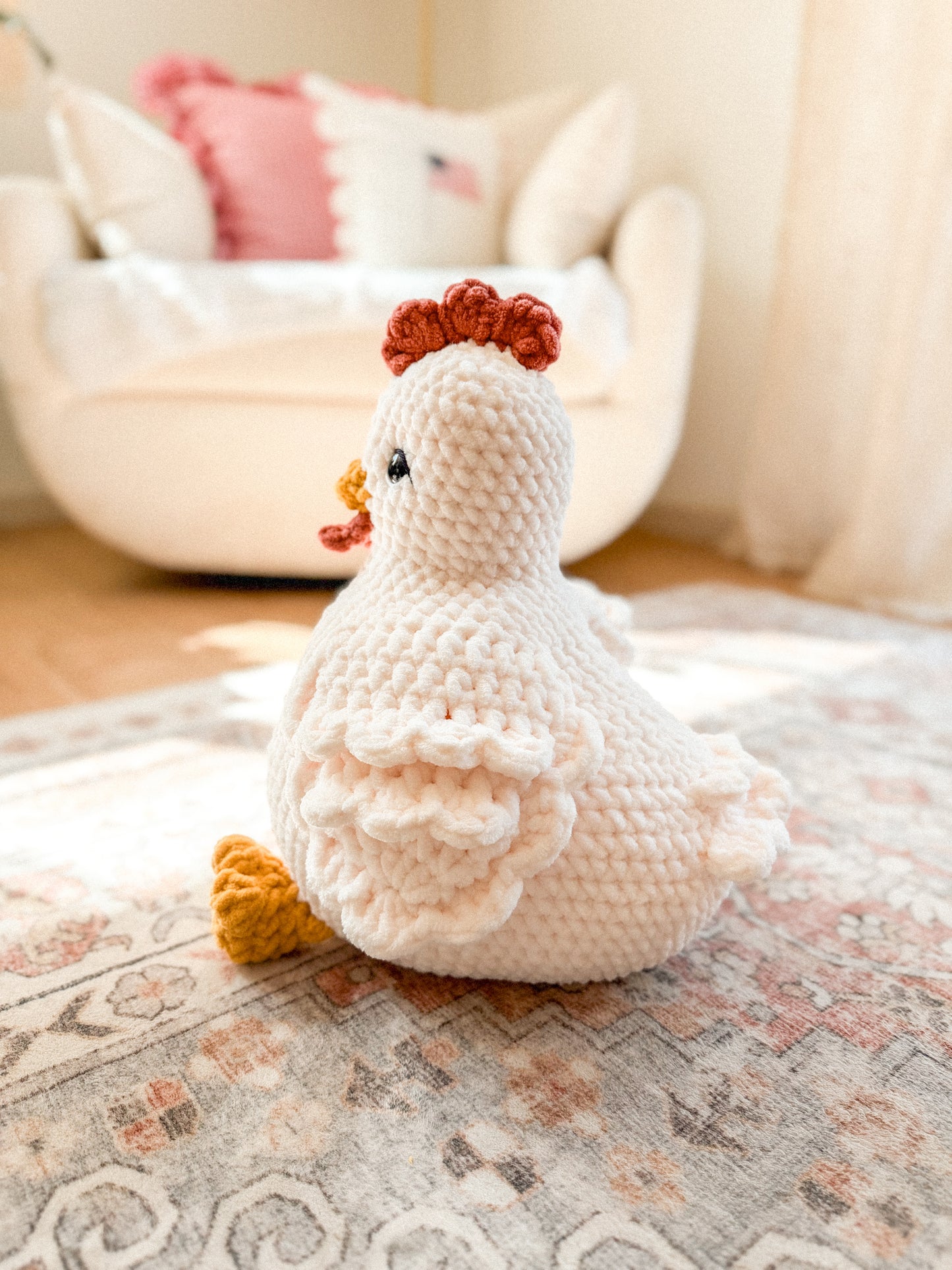Carlee the Chicken | No Sew Crochet Pattern