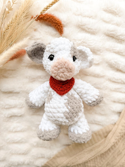 Winnie the Pig Plushie crochet pattern | NO SEW crochet pattern |