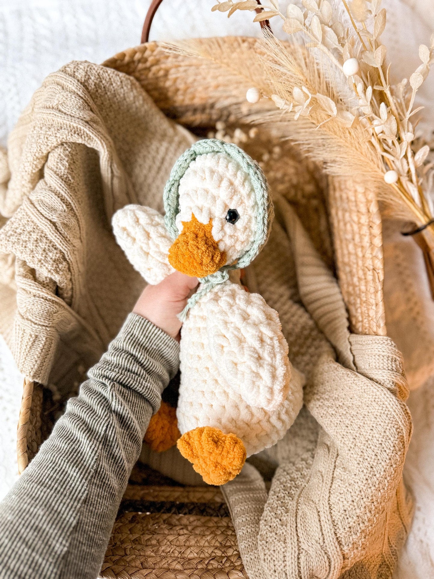 Sunny Goose crochet pattern | LOW SEW crochet pattern |