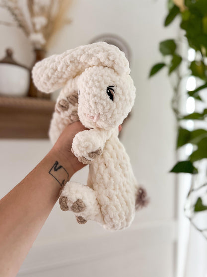 Brynn & Benny the Bunnies crochet pattern | LOW SEW crochet pattern |