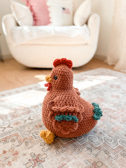 Carlee the Chicken | No Sew Crochet Pattern