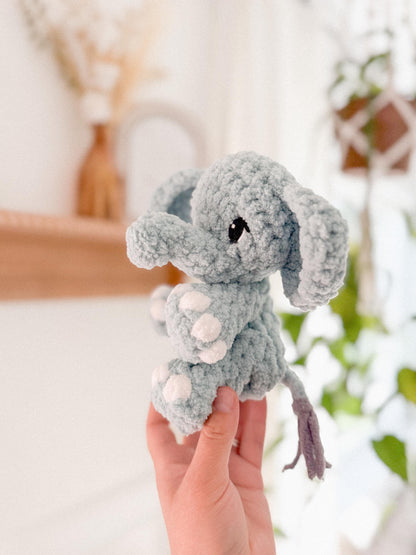 Emmie the baby Elephant crochet pattern | NO SEW crochet pattern |