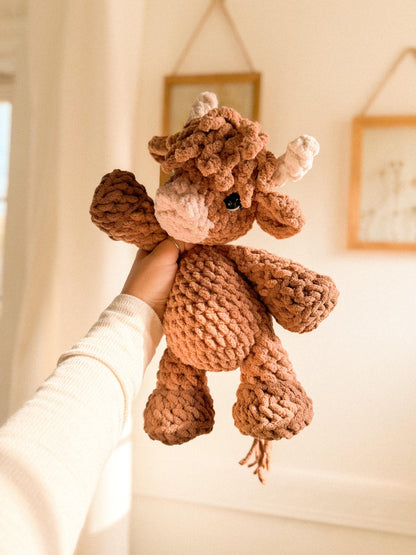 Cora Highland Cow Plushie crochet pattern | NO SEW crochet pattern |