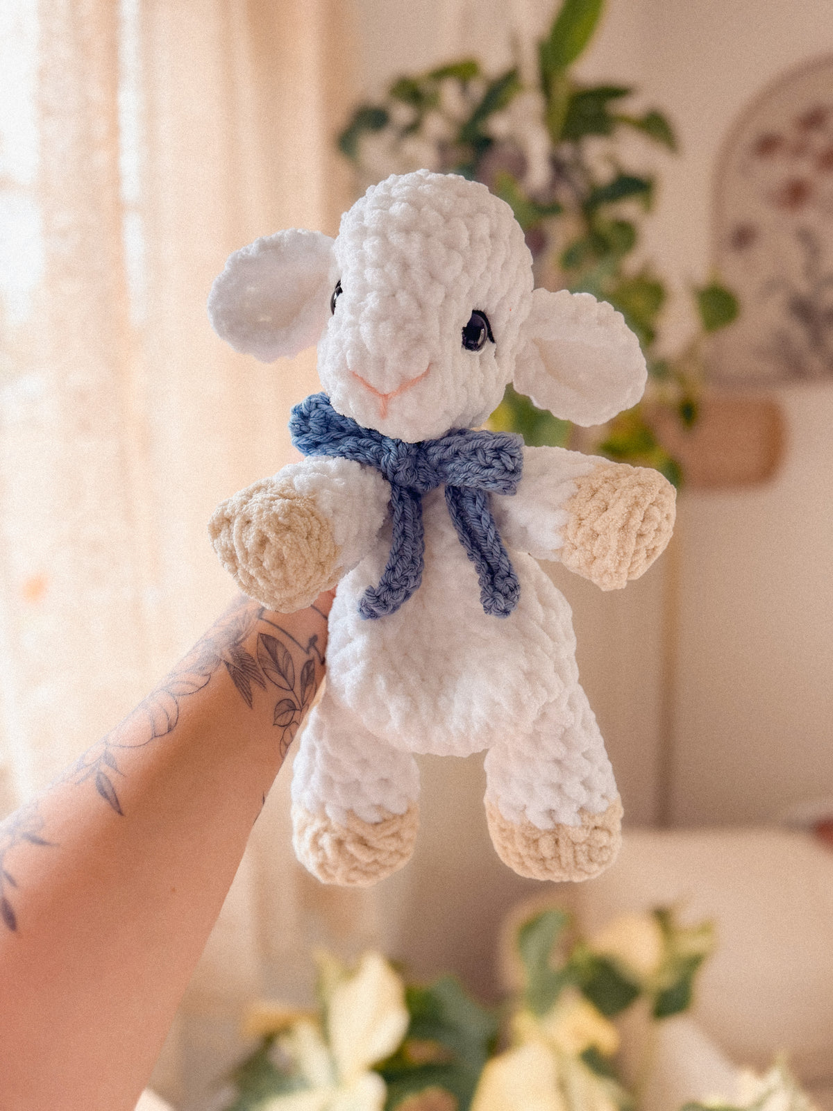 Lucy the Lamb Lovey crochet pattern | NO SEW crochet pattern |