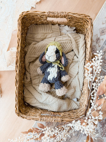 Goldie the Goat Lovey crochet pattern | NO SEW crochet pattern |