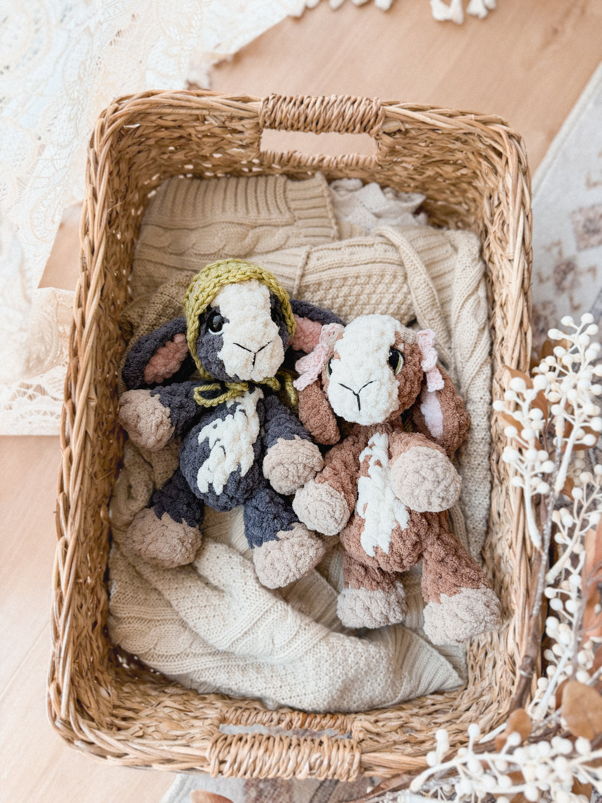 Goldie the Goat Lovey crochet pattern | NO SEW crochet pattern |