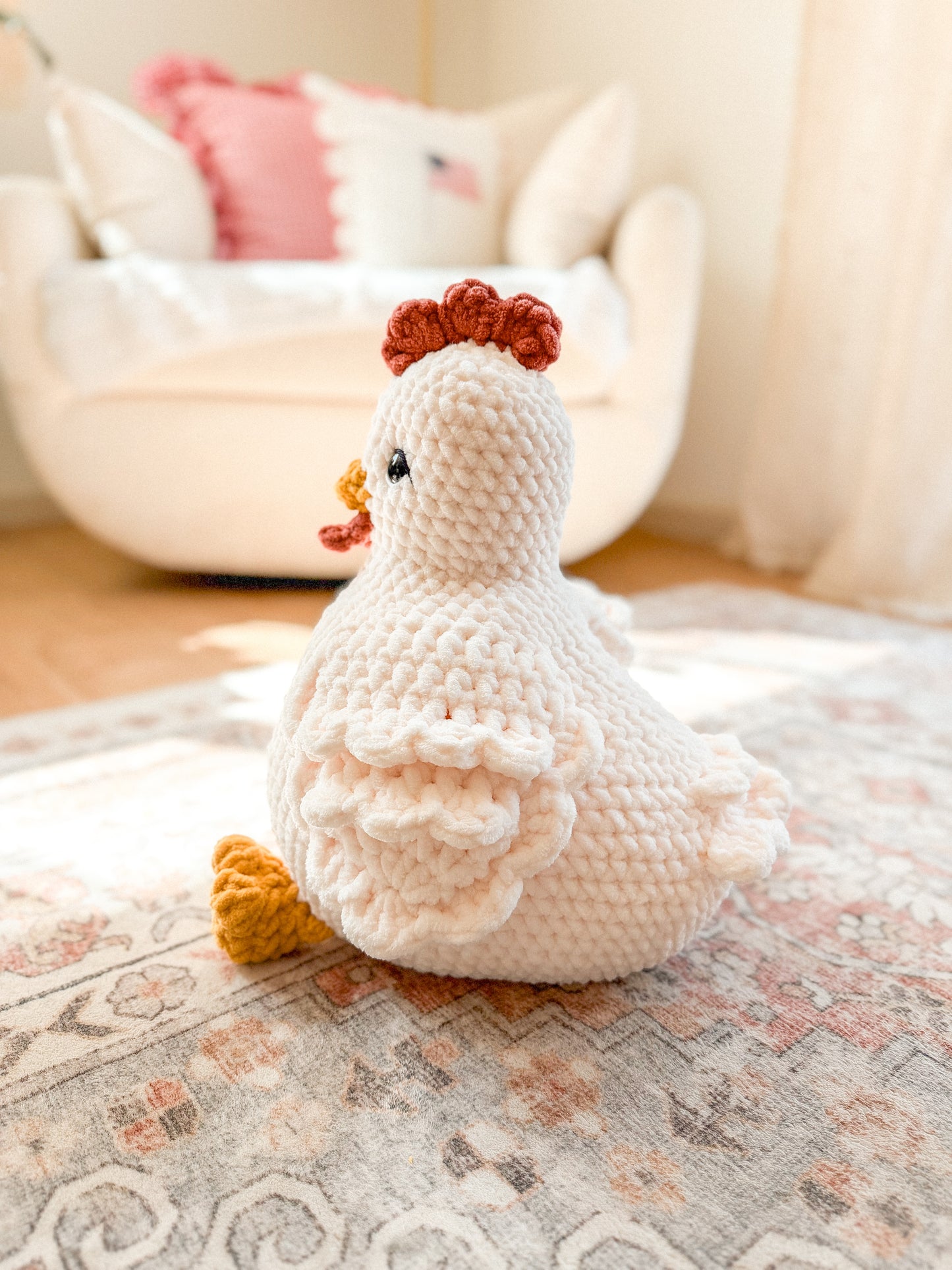 Carlee the Chicken | No Sew Crochet Pattern