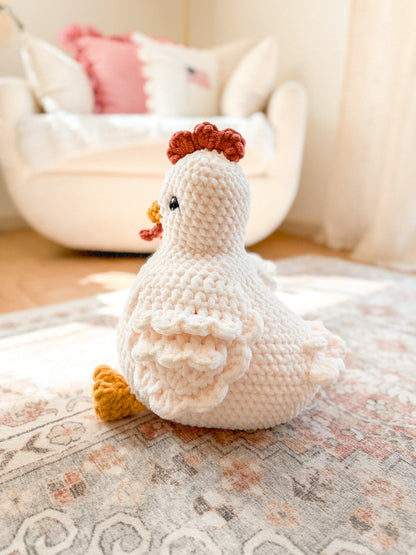 Carlee the Chicken | No Sew Crochet Pattern