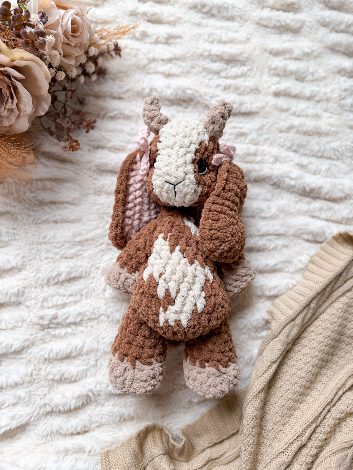 Lucy the Lamb Lovey crochet pattern | NO SEW crochet pattern |