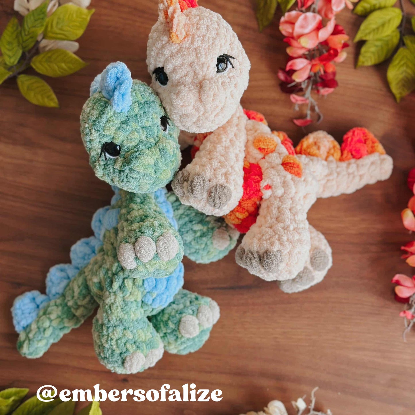 Dax Dinosaur crochet pattern | NO SEW crochet pattern | crochet dino | amigurumi | crochet dinosaur pattern | crochet pattern