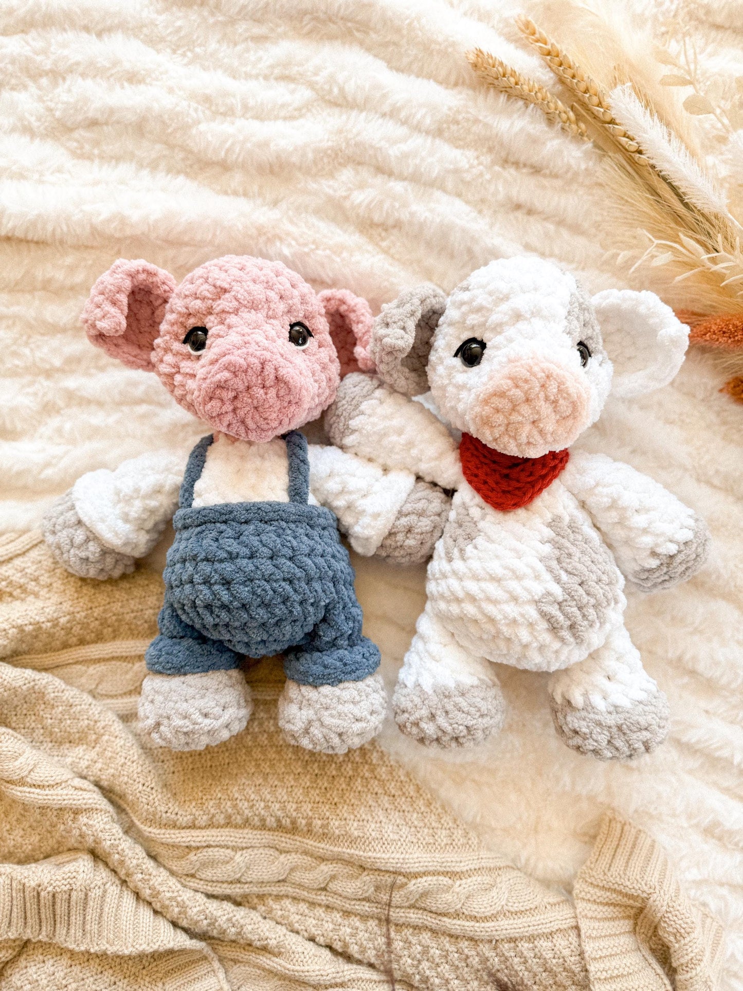 Winnie the Pig Plushie crochet pattern | NO SEW crochet pattern |