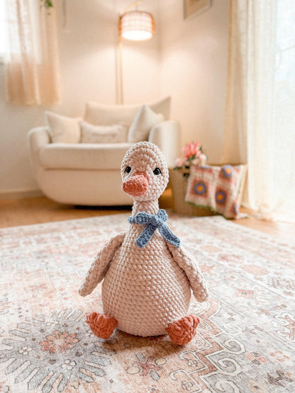 Penny the Porch Goose crochet pattern | NO SEW crochet pattern |