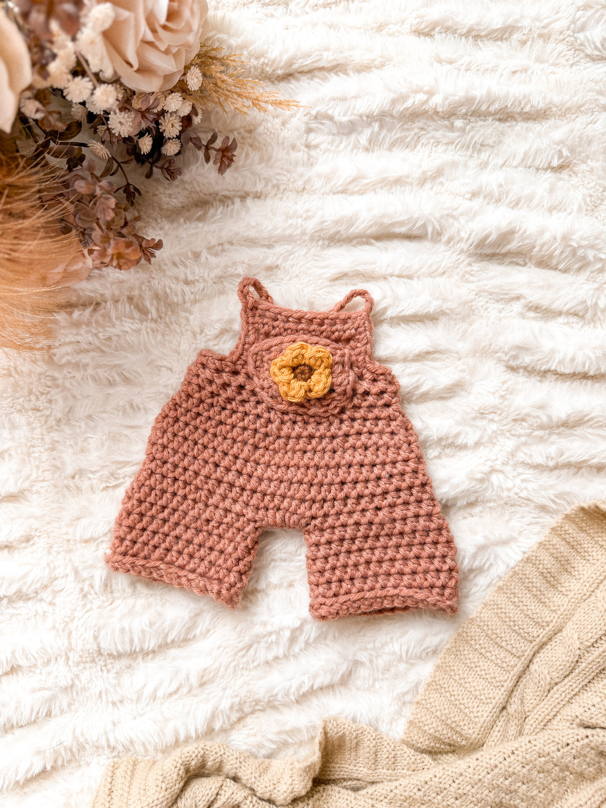 Lovely Loop Overalls Pattern