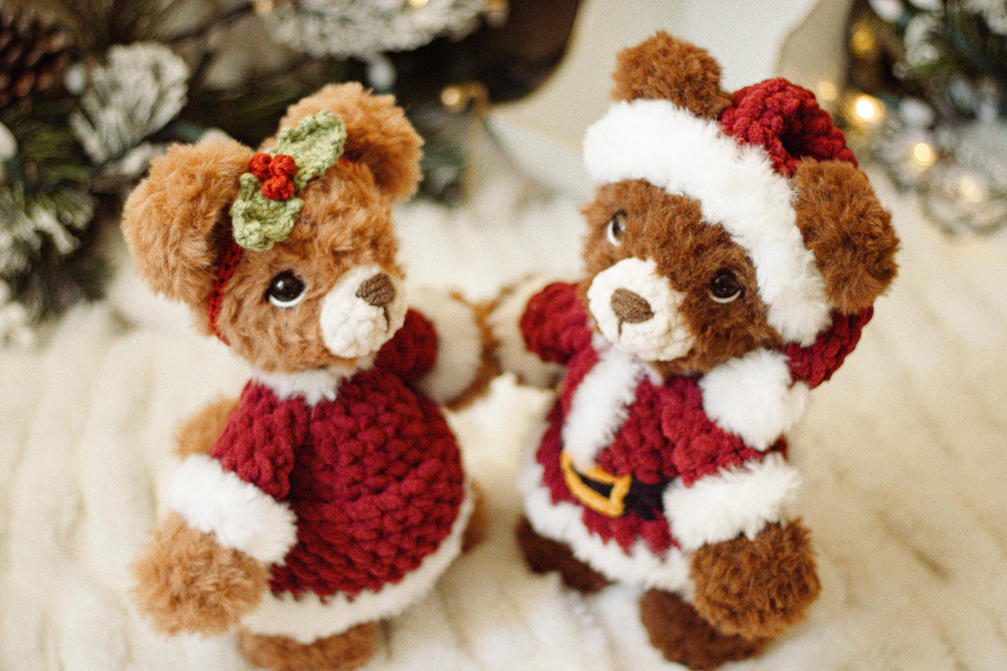 Holly & Cocoa Christmas Bear crochet pattern | NO SEW crochet pattern |