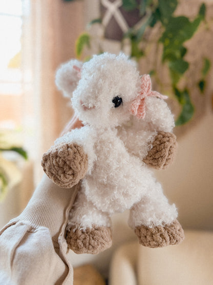 Lucy the Lamb Lovey crochet pattern | NO SEW crochet pattern |
