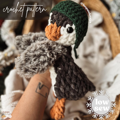 Presley the Penguin | LOW SEW crochet pattern|