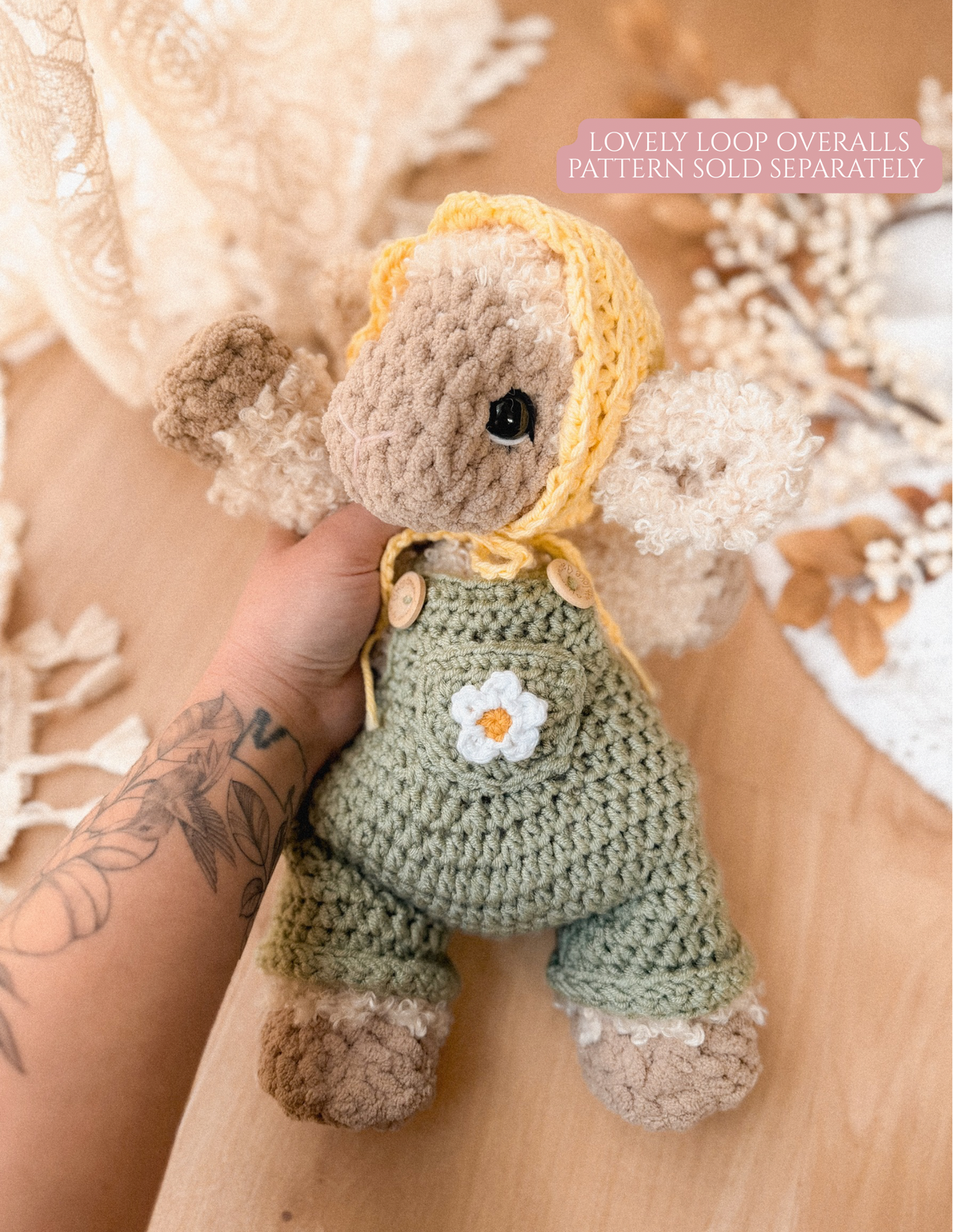 Lucy the Lamb Lovey crochet pattern | NO SEW crochet pattern |