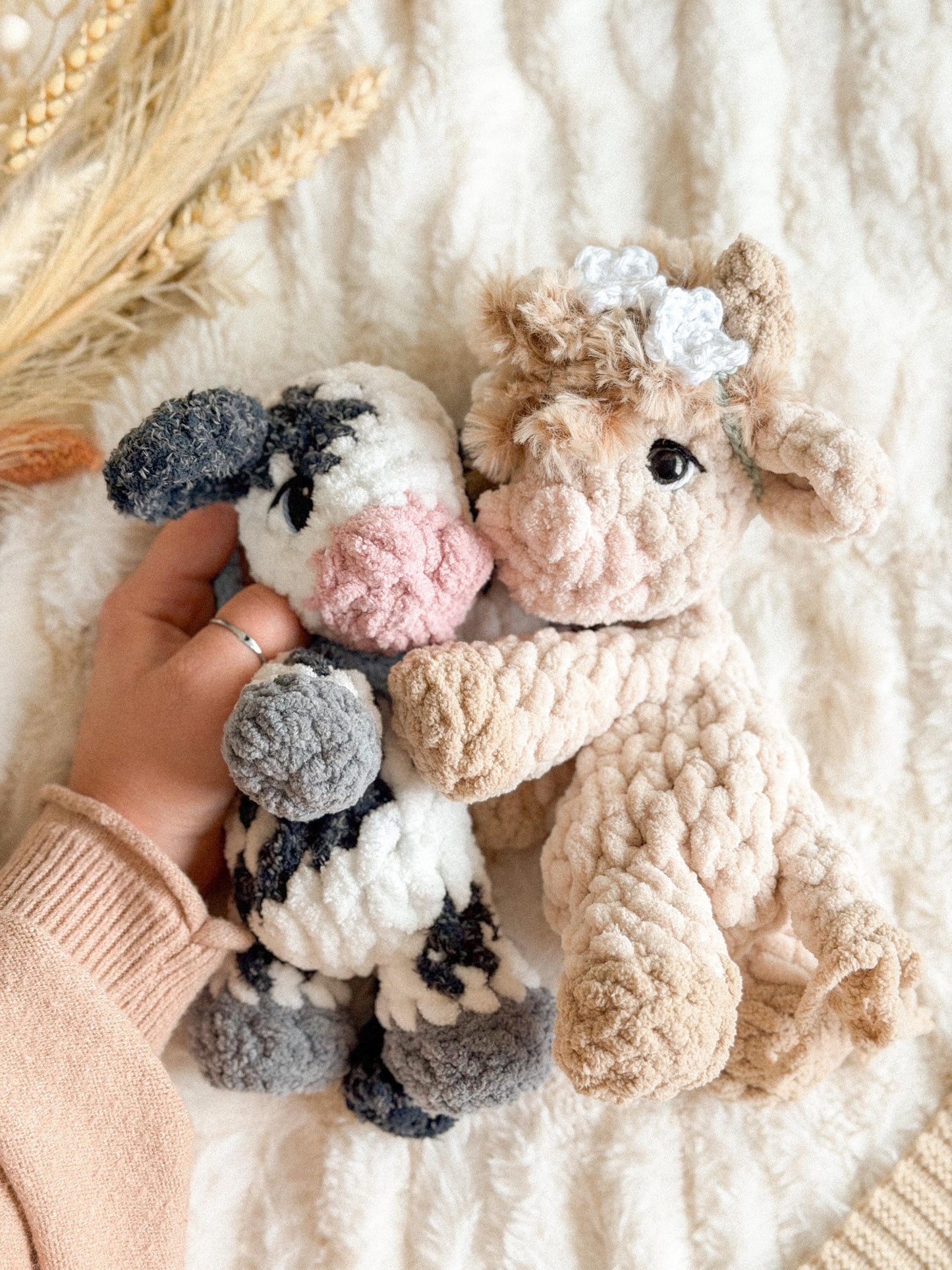 Collette the pocket Calf Snuggler crochet pattern | NO SEW crochet pattern |