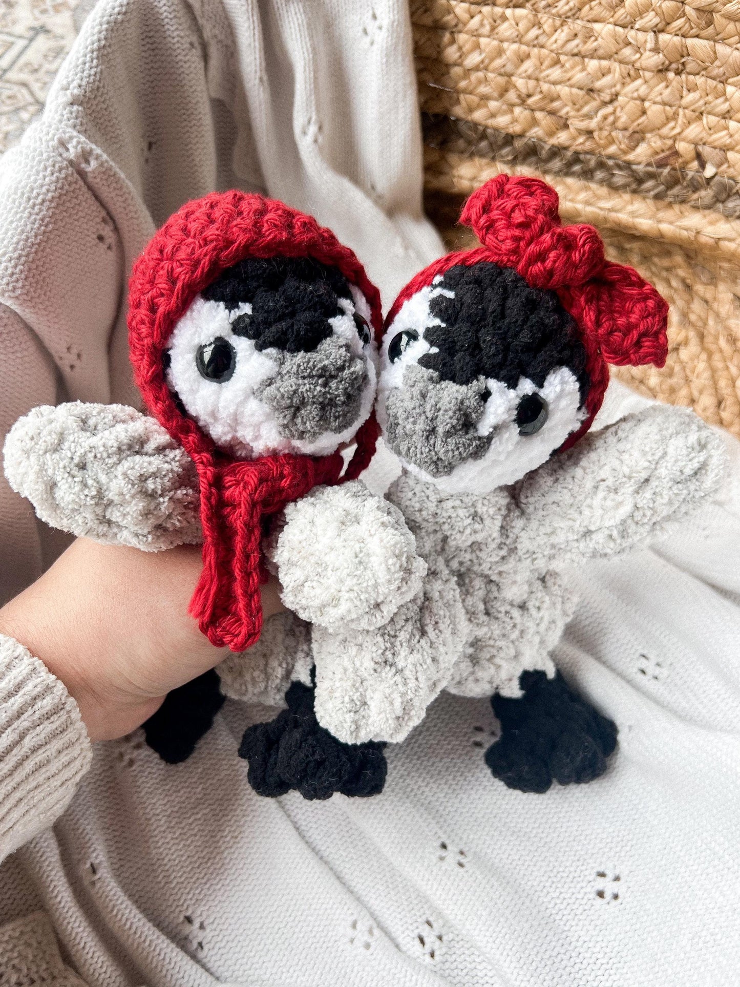 Polly the Pocket Penguin|crochet pattern| LOW SEW crochet pattern|