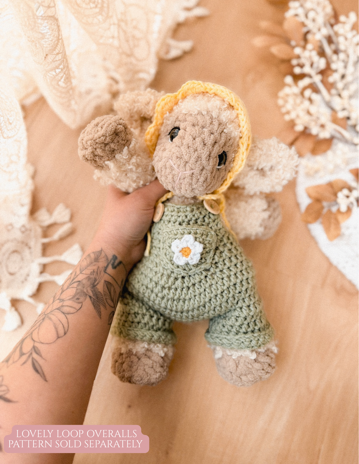 Lucy the Lamb Lovey crochet pattern | NO SEW crochet pattern |
