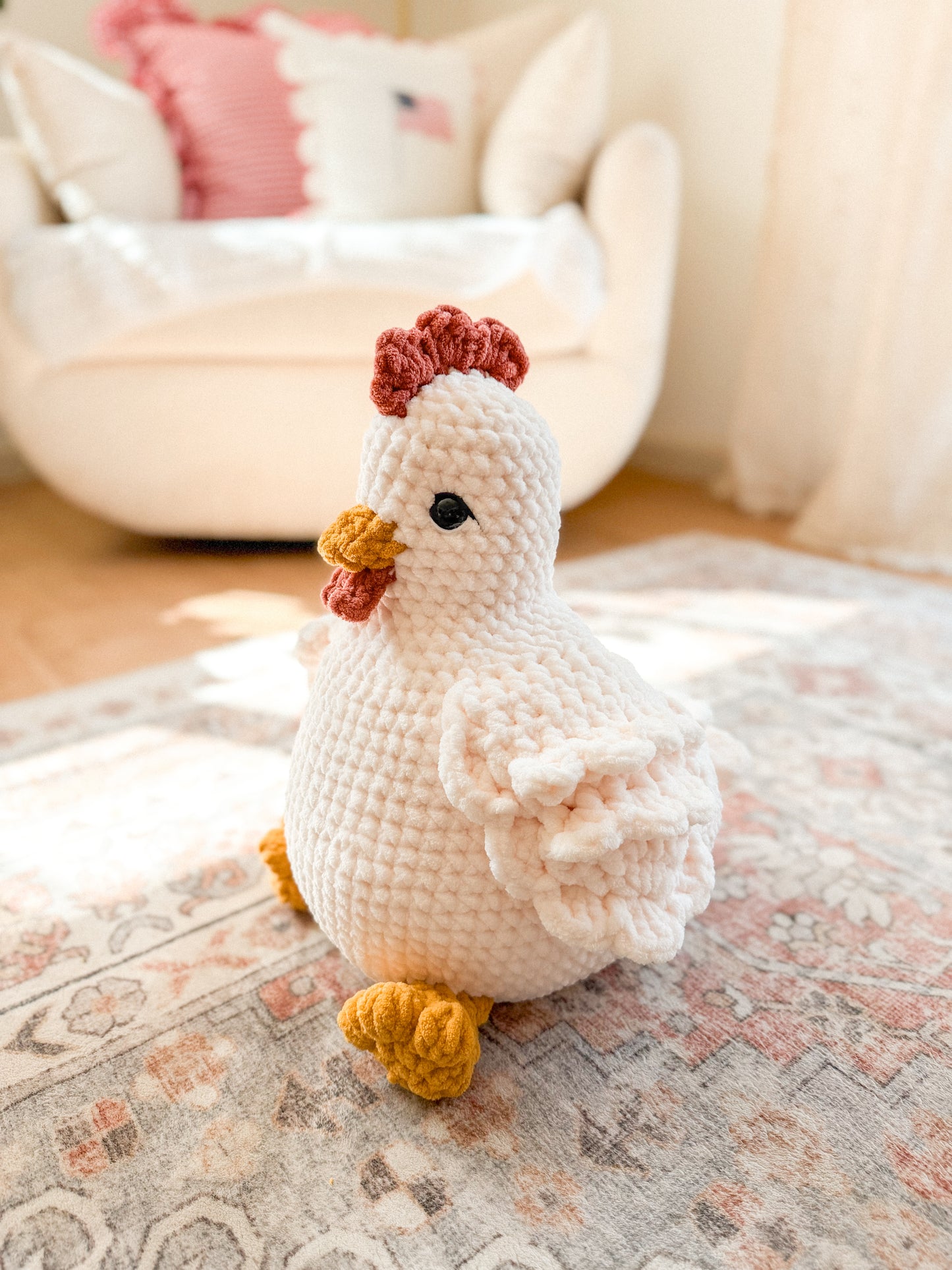 Carlee the Chicken | No Sew Crochet Pattern