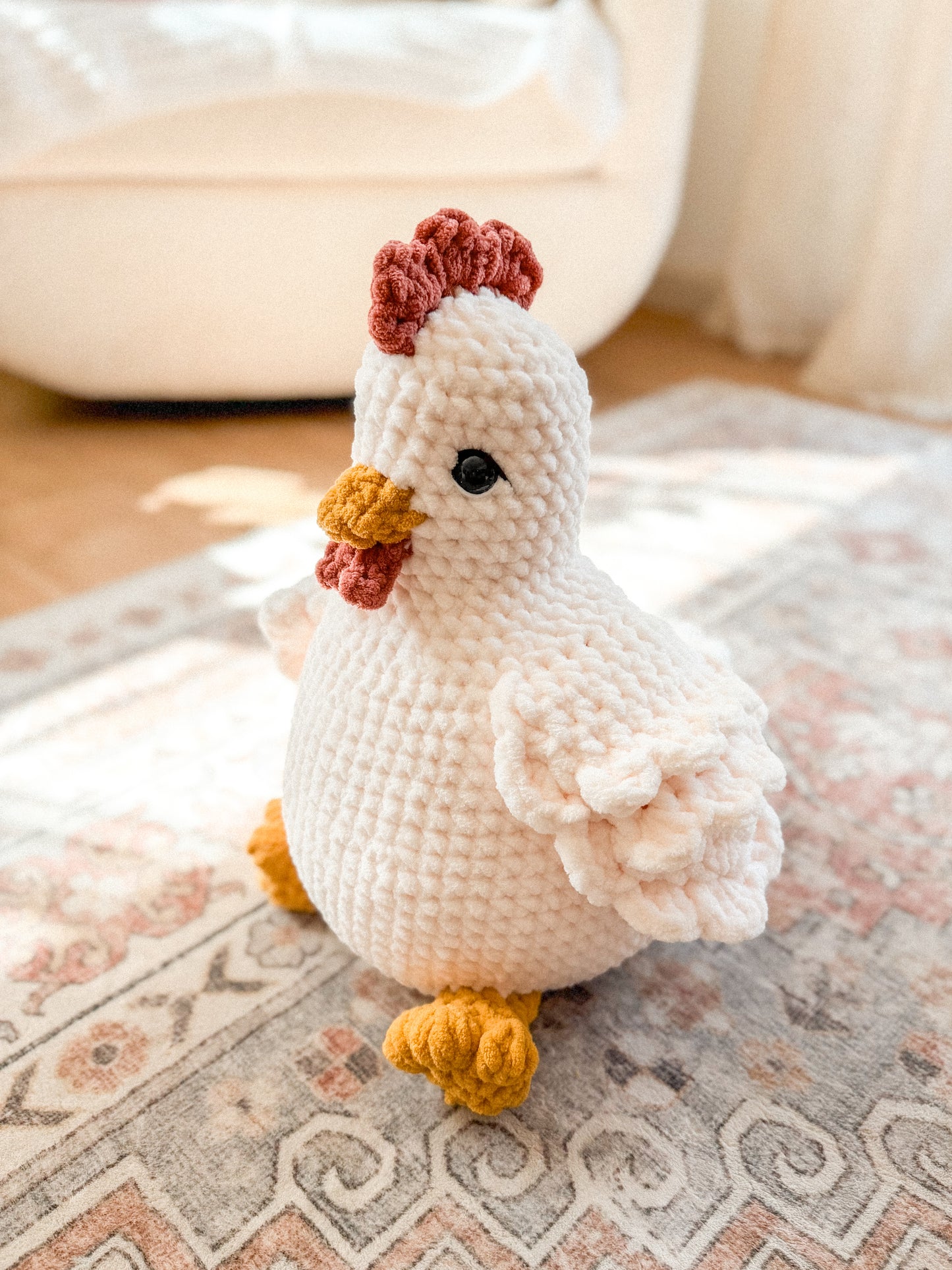 Carlee the Chicken | No Sew Crochet Pattern