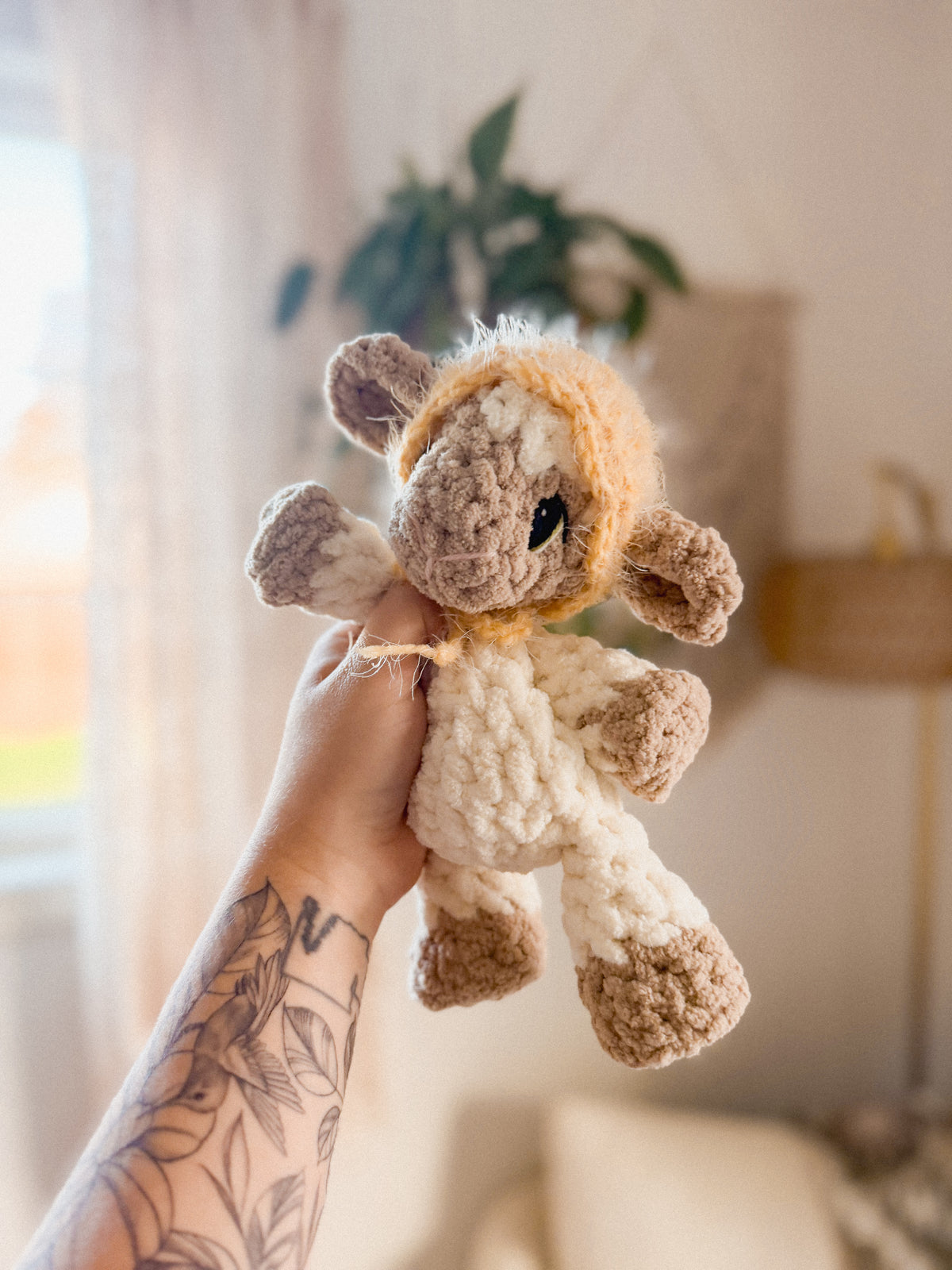 Lottie the Lamb Lovey crochet pattern | NO SEW crochet pattern |