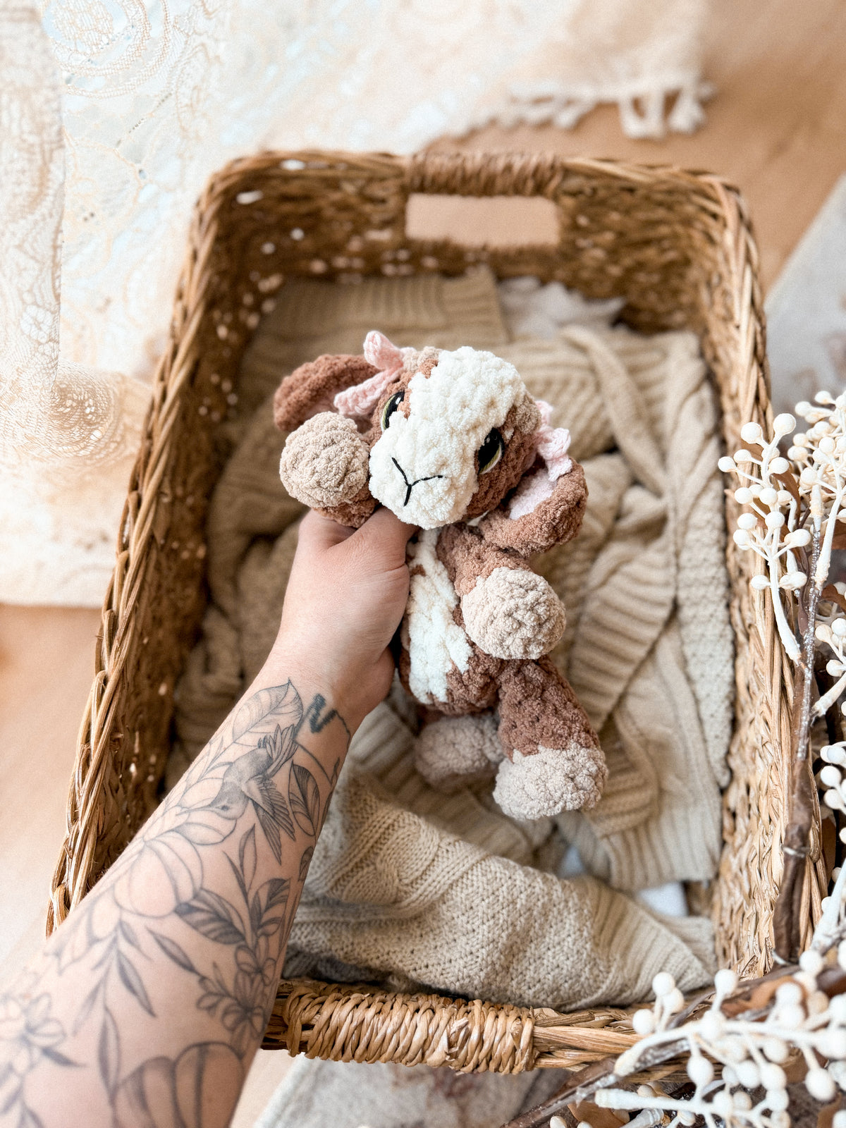 Goldie the Goat Lovey crochet pattern | NO SEW crochet pattern |