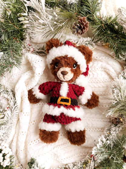 Holly & Cocoa Christmas Bear crochet pattern | NO SEW crochet pattern |