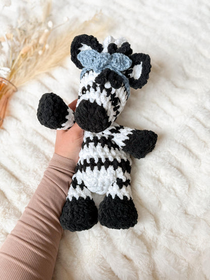 Zavannah Zebra crochet pattern | NO SEW crochet pattern |