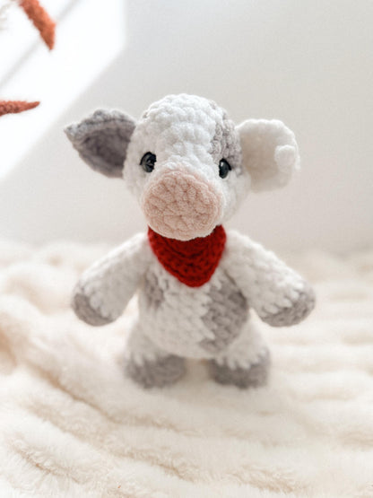 Winnie the Pig Plushie crochet pattern | NO SEW crochet pattern |