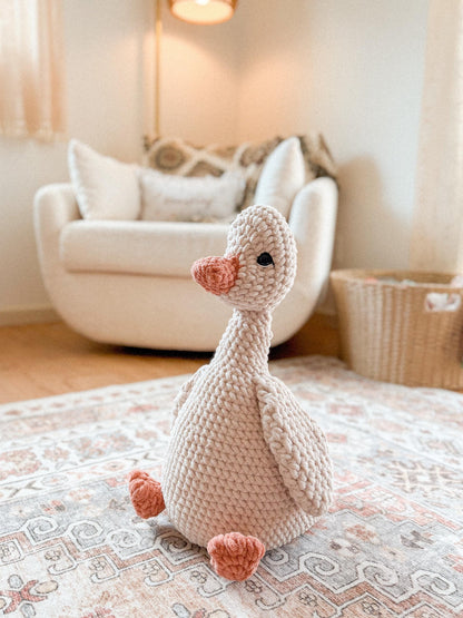 Penny the Porch Goose crochet pattern | NO SEW crochet pattern |