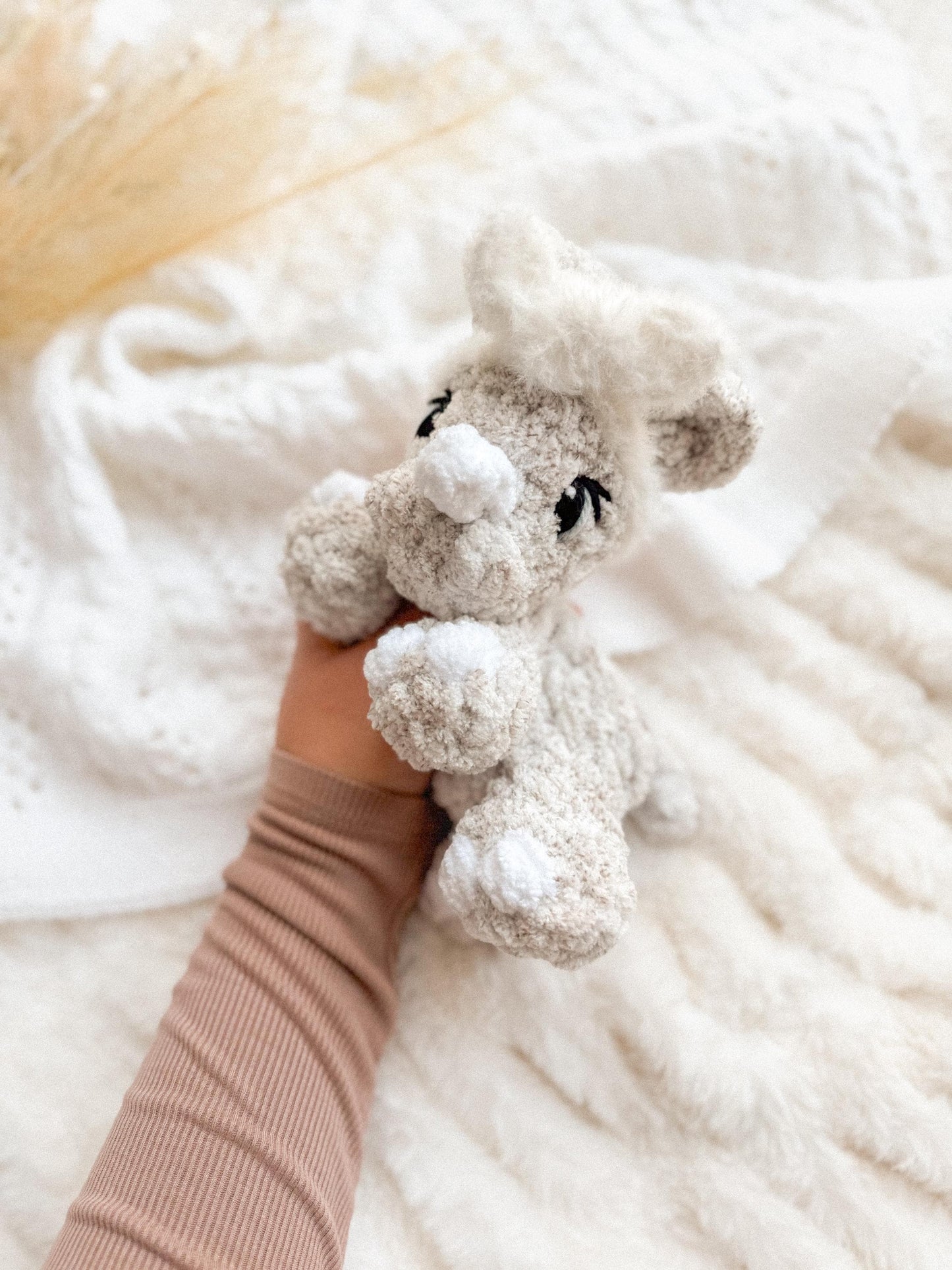 Rumble the baby Rhino crochet pattern | NO SEW crochet pattern |