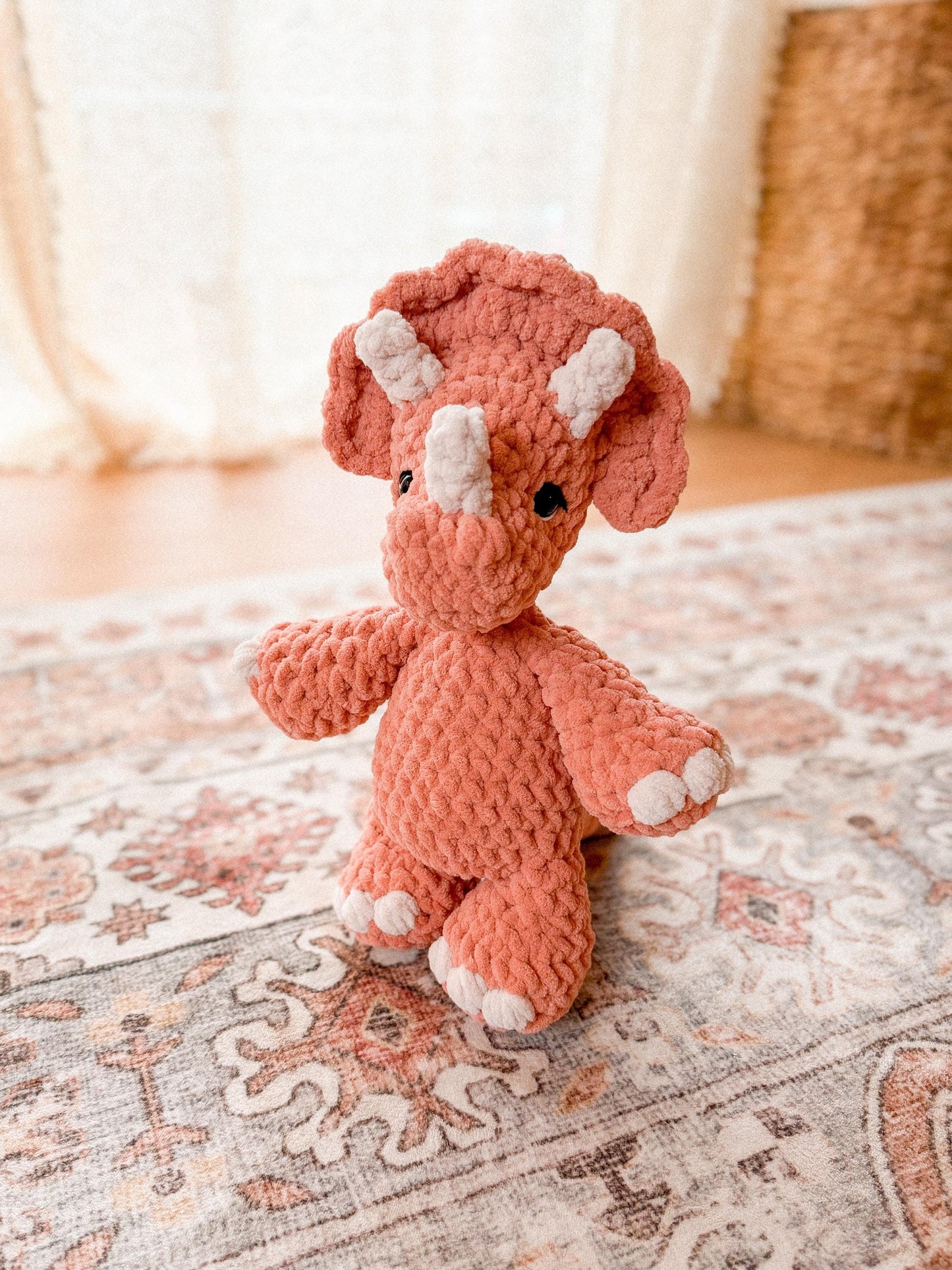 Theo Triceratops plushie crochet pattern | NO SEW crochet pattern |
