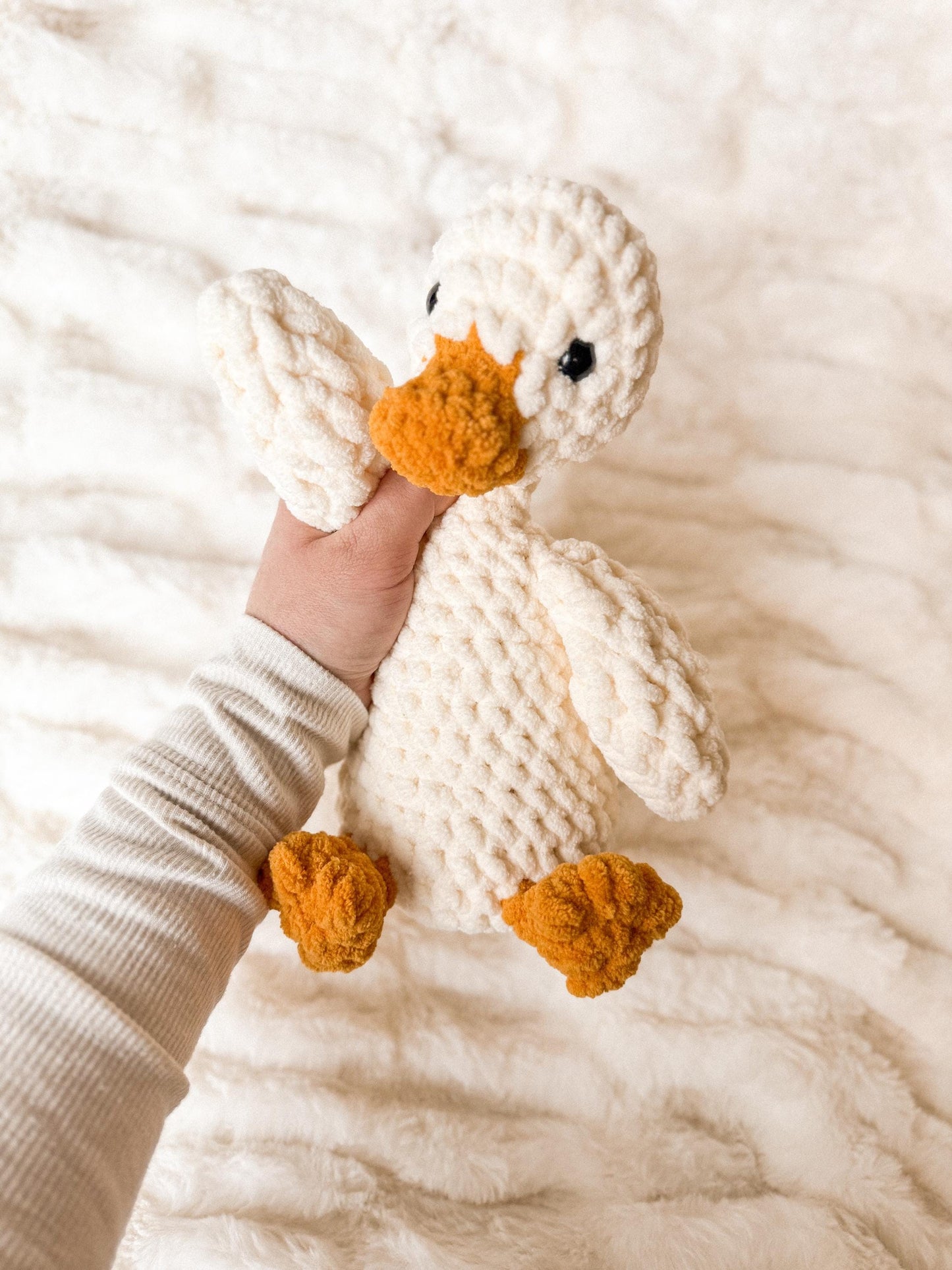 Sunny Goose crochet pattern | LOW SEW crochet pattern |