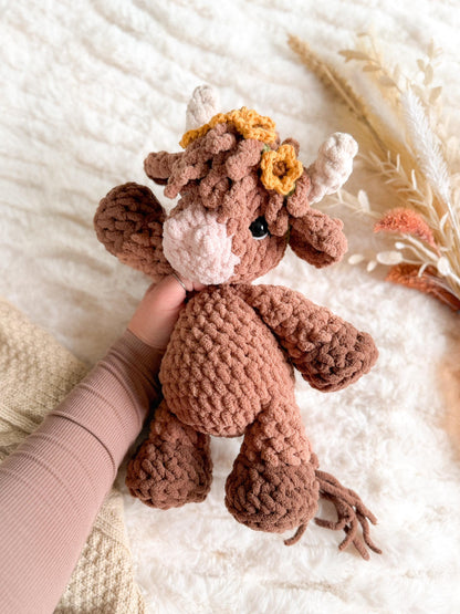 Cora Highland Cow Plushie crochet pattern | NO SEW crochet pattern |